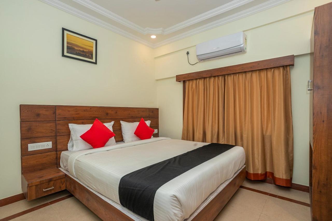 Capital O 13184 Savi International Hotell Bangalore Exteriör bild